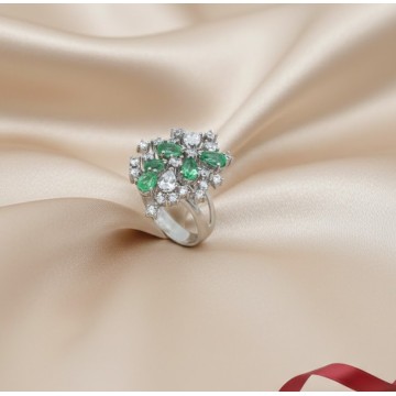 ANILLO FLOR ESMERALDA...