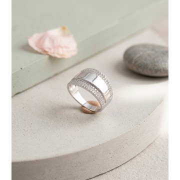 ANILLO ELEGANTE LISO CON...