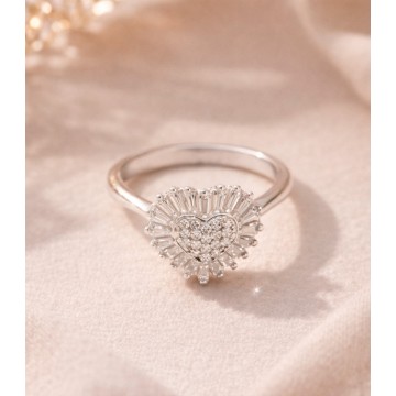 ANILLO CORAZÓN CON CIRCONES...