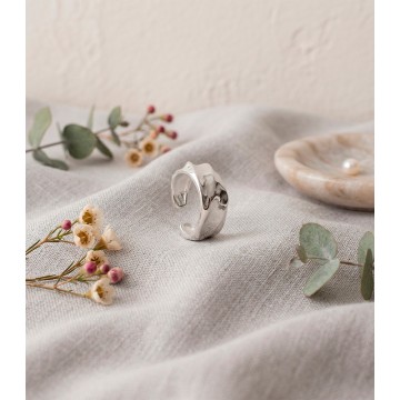 EAR CUFF PEQUEÑO RETORCIDO...