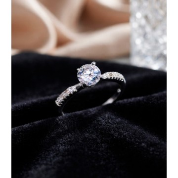 ANILLO SOLITARIO EN PLATA...