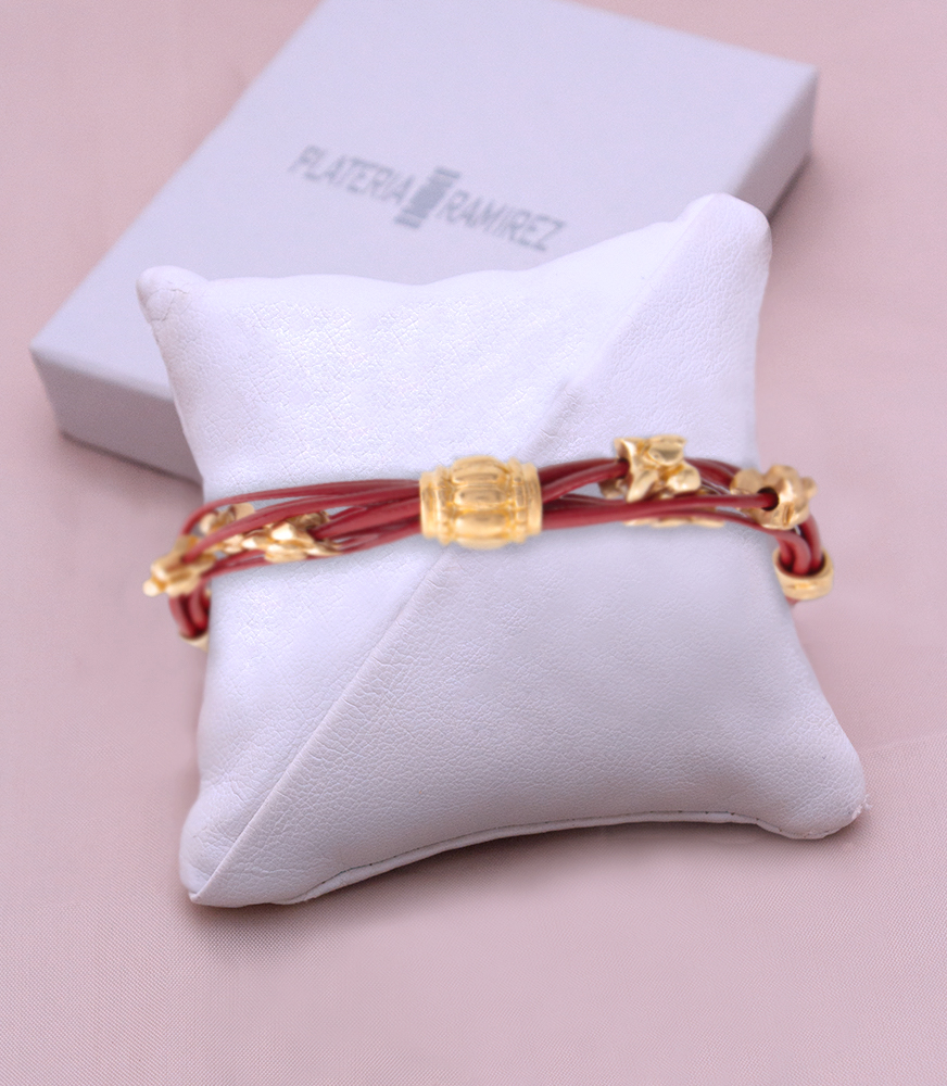 PULSERA cuero herrajes_1.jpg